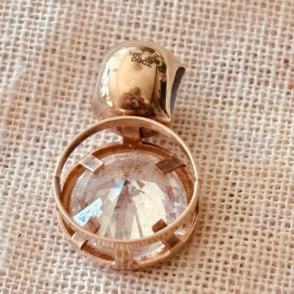 Vintage 14ct Gold diamond Pendant - Large Sparkly Stone DQCZ Diamonique - Picture 5 of 5